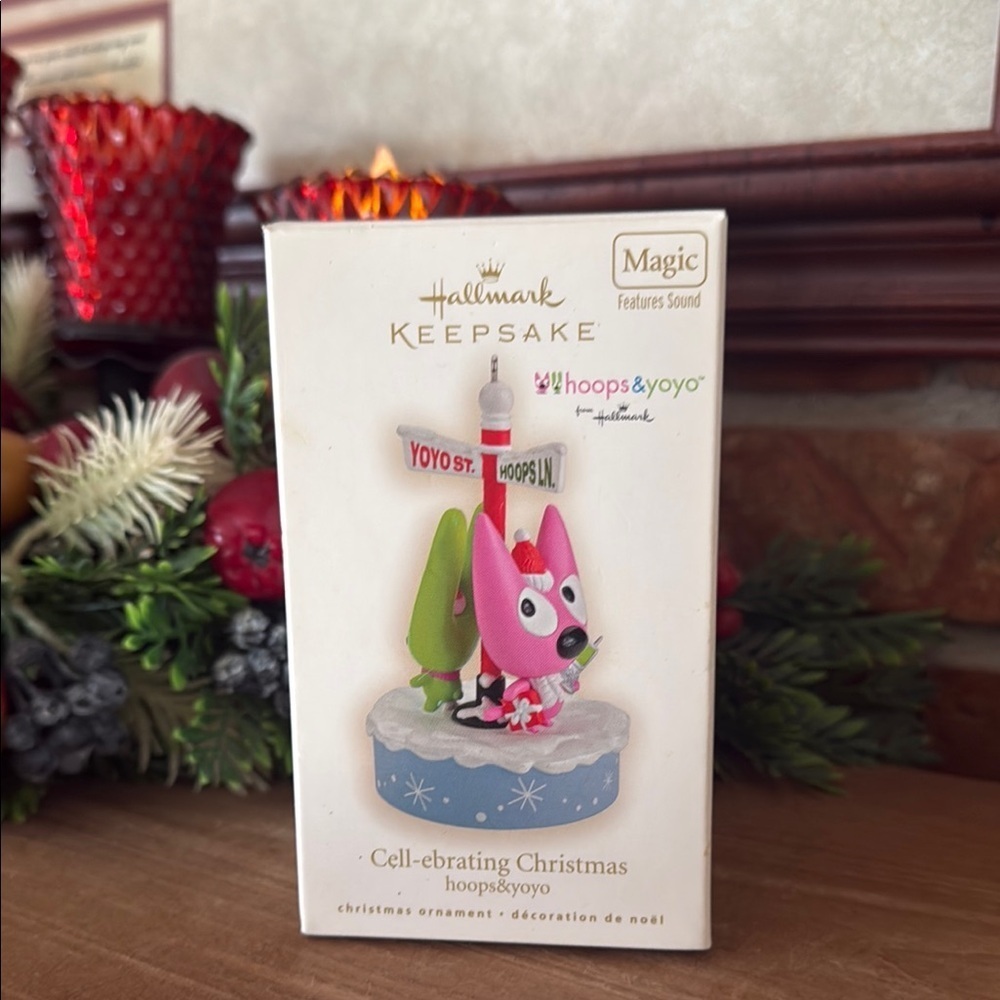 Hallmark Keepsake Hoops & Yoyo Magic Ornament